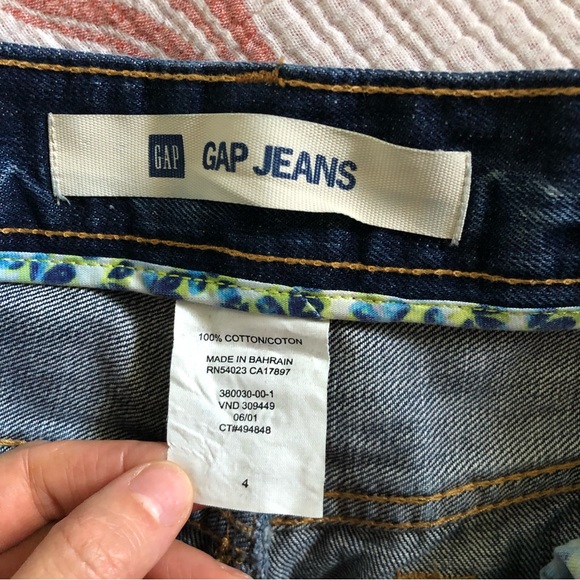 GAP Raw Hem Dark Wash Denim Miniskirt - Picture 3 of 4